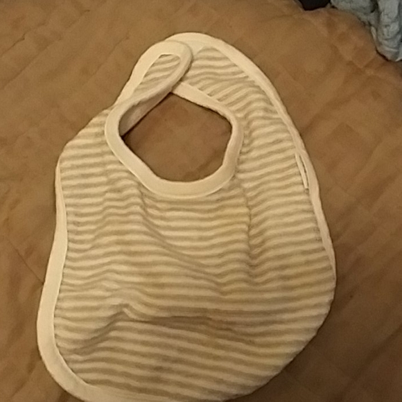 Bibs - Picture 16 of 16